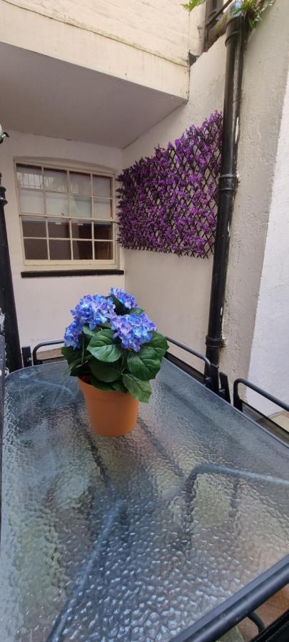 Diamond Harbour - Whole Huge Apartment - Wifi - Beach - Ramsgate Town Экстерьер фото